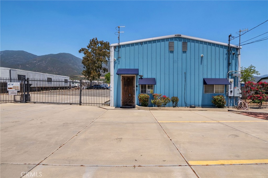 18592 Cajon Boulevard, San Bernardino, CA 92407