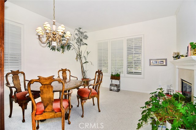 25339 Prado De Los Arboles, Calabasas CA: https://media.crmls.org/medias/c7aa9054-3957-4d58-bdfb-8e660e64d599.jpg