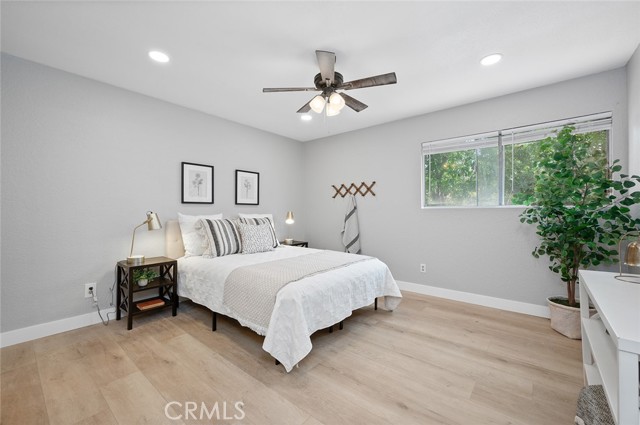 Detail Gallery Image 16 of 34 For 16650 Seville Ave #B,  Fontana,  CA 92335 - 3 Beds | 2/1 Baths
