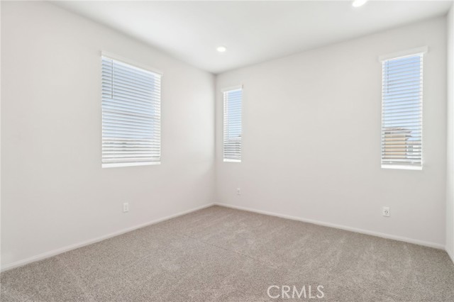 Detail Gallery Image 16 of 22 For 1541 Stratus Dr, Pomona,  CA 91768 - 2 Beds | 2/1 Baths