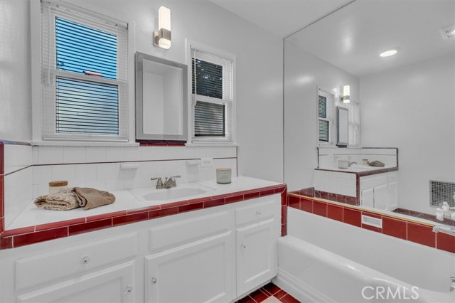 2 Bed Home for Sale in Valley Village, California
