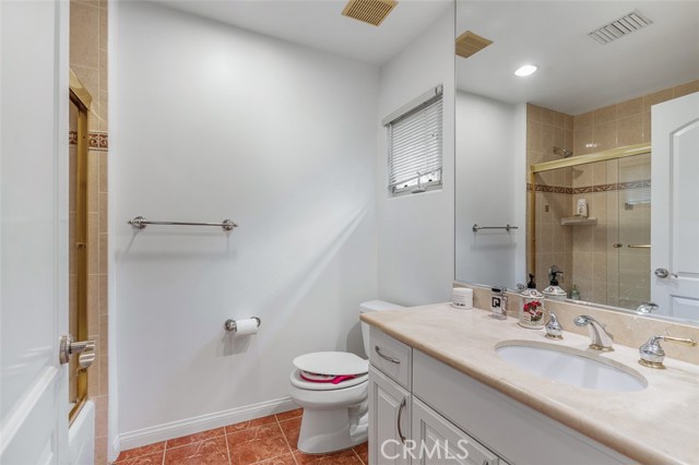 Detail Gallery Image 16 of 23 For 2753 Piedmont Ave #3,  Montrose,  CA 91020 - 2 Beds | 2/1 Baths