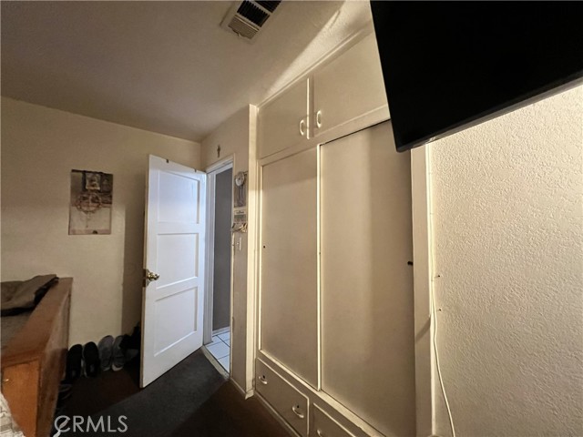 Detail Gallery Image 13 of 37 For 828 N Angeleno, Azusa,  CA 91702 - 4 Beds | 3 Baths