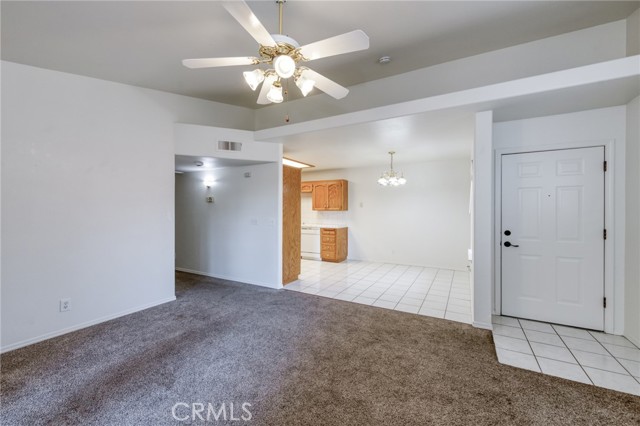 1542 E Alluvial Avenue, Fresno CA: https://media.crmls.org/medias/c7adf0c4-eb5a-4279-9073-d58d1053699c.jpg