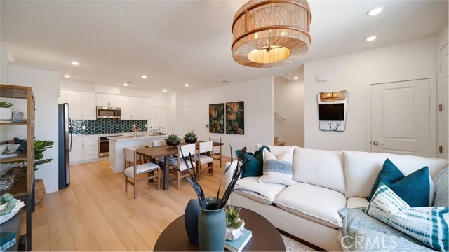 Front Image Thumbnail for CRSW25278160