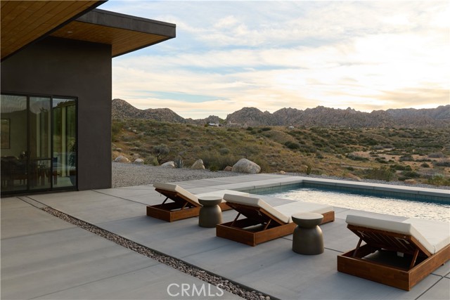 Detail Gallery Image 4 of 41 For 5137 Pioneertown Rd, Pioneertown,  CA 92268 - 3 Beds | 2/1 Baths