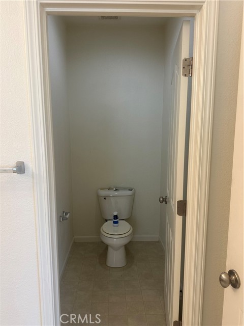 Detail Gallery Image 21 of 46 For 17385 Stone Celler Way, Lathrop,  CA 95330 - 4 Beds | 3 Baths