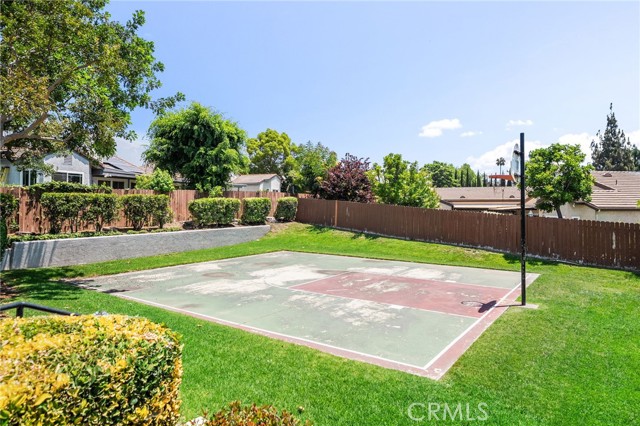 Detail Gallery Image 31 of 41 For 1310 Brookside Ct, Upland,  CA 91784 - 3 Beds | 2 Baths