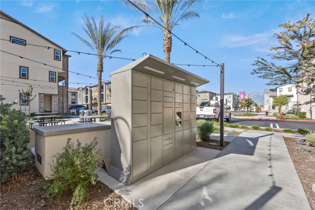 Detail Gallery Image 30 of 36 For 6137 Valentina Way #201,  Corona,  CA 92880 - 3 Beds | 2 Baths