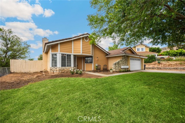 Detail Gallery Image 3 of 46 For 11324 Reid Ct, Riverside,  CA 92505 - 3 Beds | 2 Baths