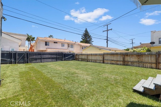 1742 Martina Avenue, Torrance CA: https://media.crmls.org/medias/c7b0cbdb-2c6b-4dd1-a71a-05a222593422.jpg