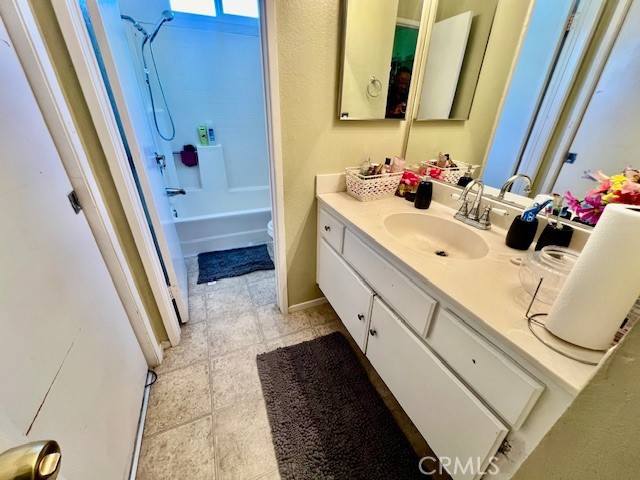 MLS #IV25253653 image #26