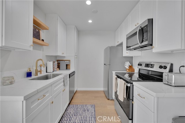 6679 Unit 13 Linda Vista Road, Linda Vista CA: https://media.crmls.org/medias/c7b1bfed-f2eb-4c41-a224-edecfdb7883b.jpg