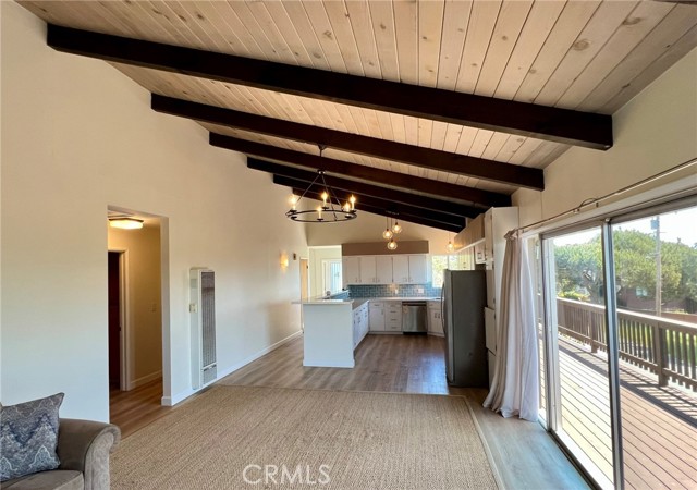 Detail Gallery Image 7 of 35 For 1950 Oxford Ave, Cambria,  CA 93428 - 3 Beds | 2 Baths