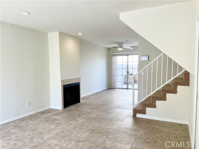 Detail Gallery Image 13 of 46 For 4315 W 145th St #10,  Lawndale,  CA 90260 - 3 Beds | 2/1 Baths