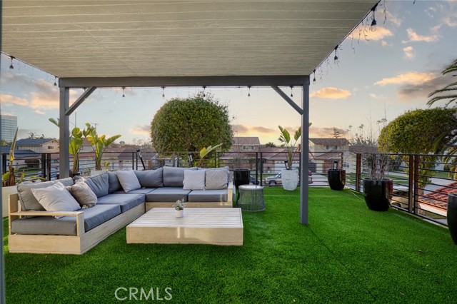 Detail Gallery Image 27 of 43 For 16782 Heritage Ln, Huntington Beach,  CA 92647 - 4 Beds | 2 Baths