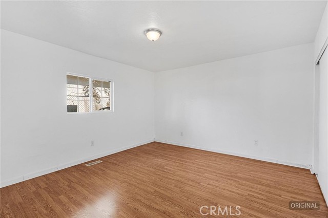 8732 Pico Avenue, Hesperia CA: https://media.crmls.org/medias/c7b2fd1f-46d2-41cd-bade-5d88b0946dea.jpg