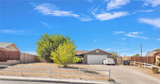 Detail Gallery Image 14 of 15 For 16188 Tawney Ridge Ln, Victorville,  CA 92394 - 2 Beds | 1 Baths