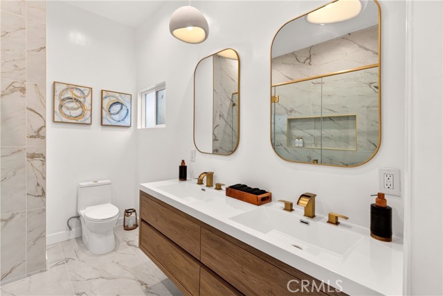 Detail Gallery Image 18 of 30 For 11814 Hesby St, Valley Village,  CA 91606 - 4 Beds | 2 Baths