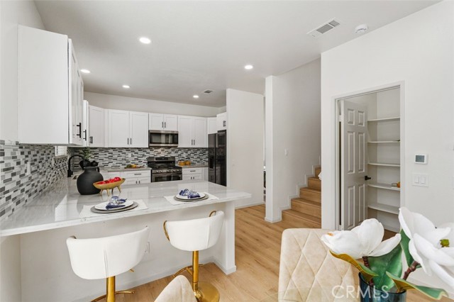 Detail Gallery Image 17 of 46 For 3116 Windhaven Way, Corona,  CA 92882 - 4 Beds | 3 Baths