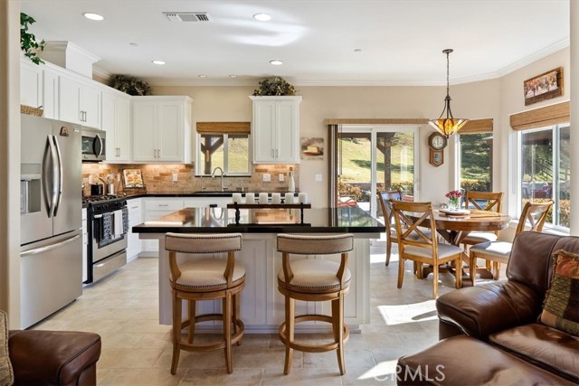 Detail Gallery Image 6 of 43 For 5660 Ground Squirrel, Paso Robles,  CA 93446 - 3 Beds | 2 Baths