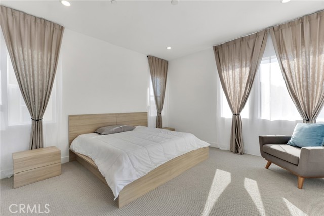 Detail Gallery Image 18 of 53 For 26712 Afton Ln, Valencia,  CA 91381 - 4 Beds | 3/1 Baths