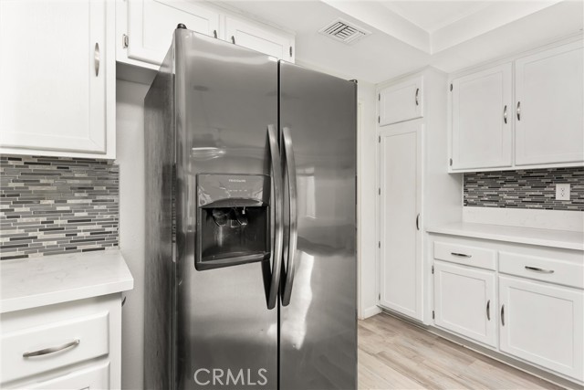 Detail Gallery Image 11 of 35 For 10464 Agate, Mentone,  CA 92359 - 3 Beds | 2/1 Baths