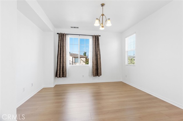 Detail Gallery Image 24 of 35 For 22756 Meyler St, Torrance,  CA 90502 - 5 Beds | 3 Baths