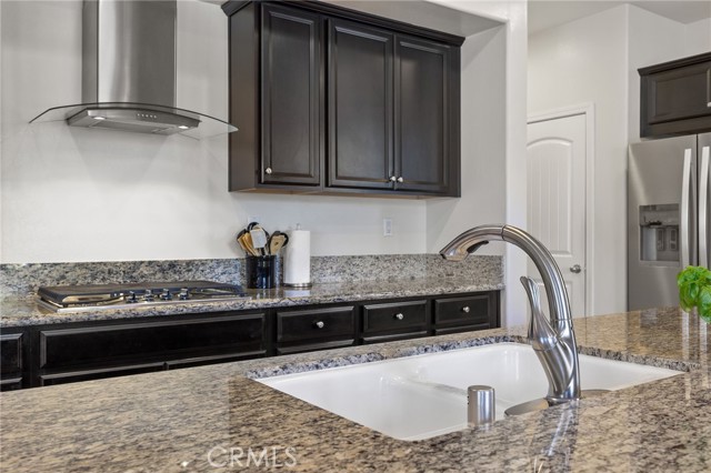 12200 White Rapids Way, Bakersfield CA: https://media.crmls.org/medias/c7b7eaa3-4449-44ec-b8a2-2b75d46be6fb.jpg