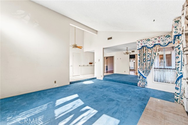 Detail Gallery Image 8 of 46 For 4501 Fir, Seal Beach,  CA 90740 - 4 Beds | 2 Baths