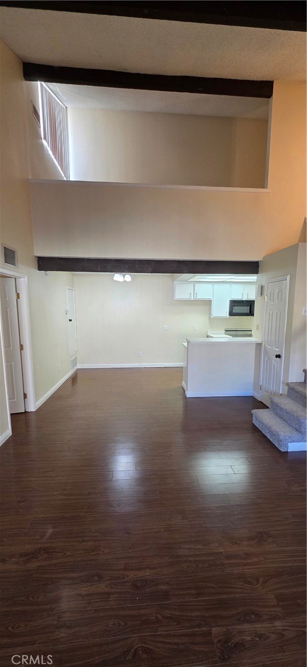 Detail Gallery Image 4 of 37 For 46 Town and Country Rd, Phillips Ranch,  CA 91766 - 2 Beds | 1 Baths