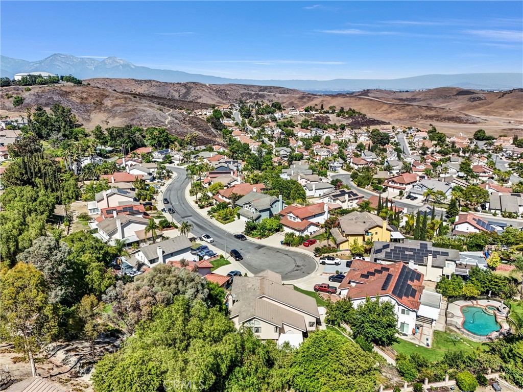https://media.crmls.org/medias/c7b87253-73e0-4297-823a-163821bdc272.jpg?preset=X-Large