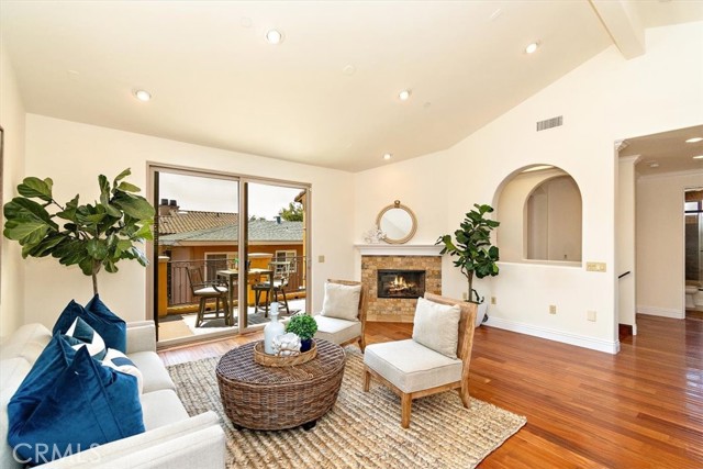 2409 Rockefeller Lane, Redondo Beach, California 90278, 4 Bedrooms Bedrooms, ,3 BathroomsBathrooms,Residential,Sold,Rockefeller,SB23118431