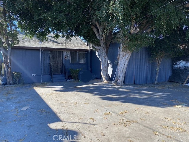7533 Maie Avenue, Los Angeles, California 90001, 1 Bedroom Bedrooms, ,1 BathroomBathrooms,Single Family Residence,For Sale,Maie,MB24002346