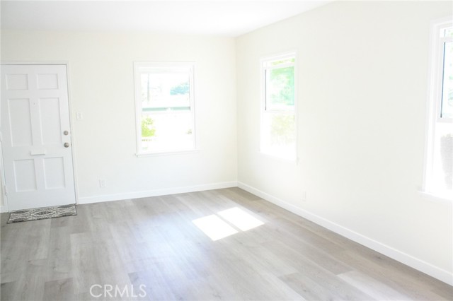 Detail Gallery Image 14 of 23 For 10731 Whitburn St, Culver City,  CA 90230 - 3 Beds | 1 Baths