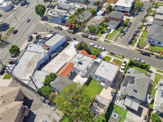 Detail Gallery Image 38 of 40 For 1572 S Ridgeley, Los Angeles,  CA 90019 - 4 Beds | 3 Baths