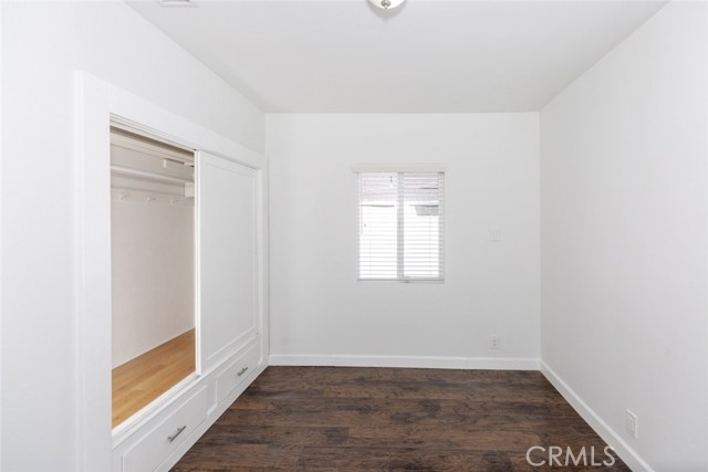 15847 Marlin Place, Van Nuys CA: https://media.crmls.org/medias/c7bb1e48-c899-4580-9158-056924164e10.jpg