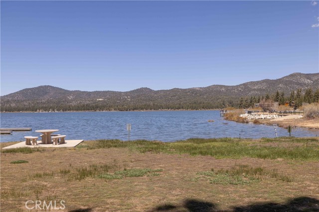 Detail Gallery Image 31 of 32 For 41150 Lahontan #E-2,  Big Bear Lake,  CA 92315 - 2 Beds | 2 Baths