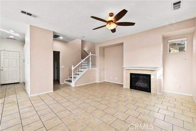 Detail Gallery Image 3 of 25 For 9796 Foxglove, Riverside,  CA 92503 - 3 Beds | 2/1 Baths