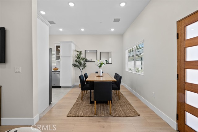 16360 Parthenia photo 25