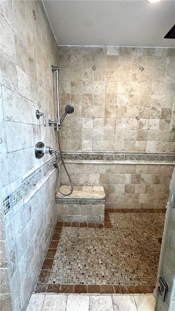 Detail Gallery Image 18 of 22 For 7414 Delco Ave, Canoga Park,  CA 91306 - 3 Beds | 2 Baths