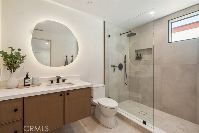 Detail Gallery Image 24 of 64 For 521 1/2 Iris Ave, Corona Del Mar,  CA 92625 - 2 Beds | 2/1 Baths