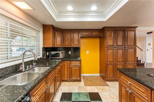16424 Holmes Place, Cerritos CA: https://media.crmls.org/medias/c7bdadd0-af51-4f91-8311-39bf610972dc.jpg