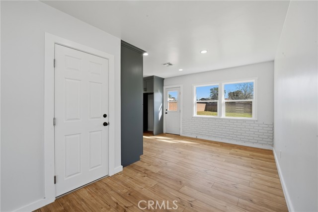 Detail Gallery Image 5 of 25 For 9259 Beech, Fontana,  CA 92335 - 3 Beds | 1 Baths