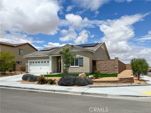 Detail Gallery Image 3 of 42 For 13122 Sierra Padre Way, Victorville,  CA 92394 - 3 Beds | 2 Baths