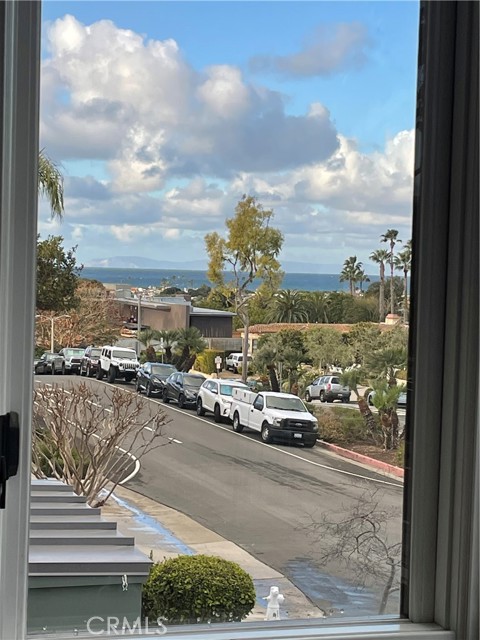 Detail Gallery Image 21 of 22 For 504 Avocado Ave, Corona Del Mar,  CA 92625 - 3 Beds | 3 Baths