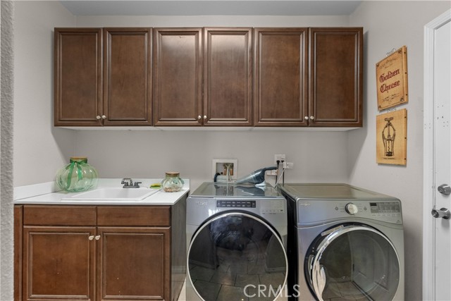 1341 Stanfill Road, Palmdale CA: https://media.crmls.org/medias/c7c09bc2-4fcb-4ff0-8738-32af08df7911.jpg