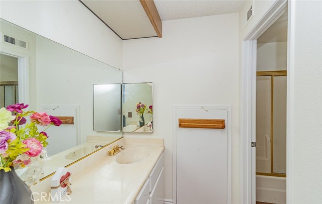 Detail Gallery Image 12 of 37 For 1182 N Sunflower Ave #5,  Covina,  CA 91724 - 2 Beds | 3 Baths