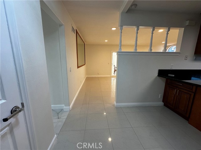 Detail Gallery Image 2 of 29 For 17475 Santa Lucia, Fountain Valley,  CA 92708 - 5 Beds | 3 Baths