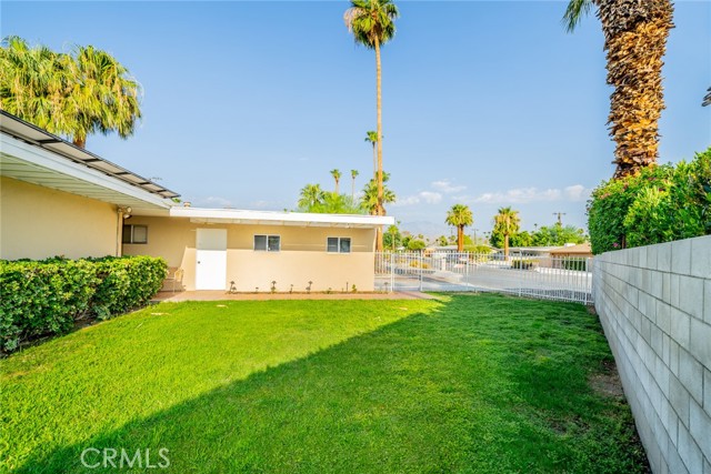 Detail Gallery Image 5 of 60 For 74467 Chicory St, Palm Desert,  CA 92260 - 2 Beds | 2 Baths